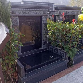 西安殡仪馆骨灰堂传统立碑