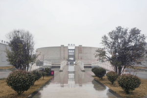 安灵苑大门图
