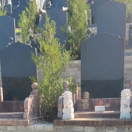 西安市灞桥区高桥墓园传统立碑墓型1号